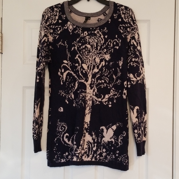 Womens VIP Sweater Size M - Picture 1 of 5